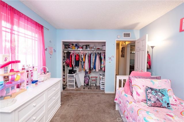 6984 Bradford, Highland, CA 92346