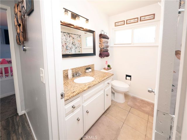 6984 Bradford, Highland, CA 92346