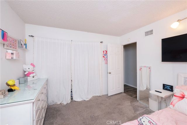 6984 Bradford, Highland, CA 92346