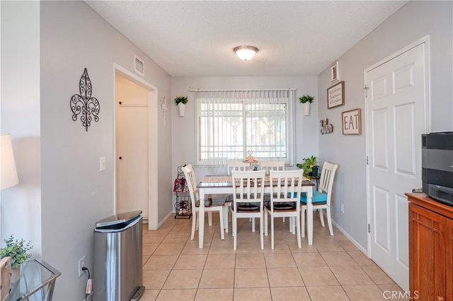 6984 Bradford, Highland, CA 92346