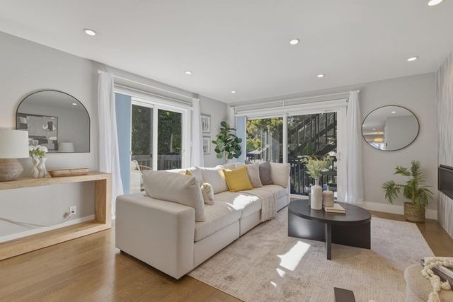 33 Park Road 5, Burlingame, CA 94010