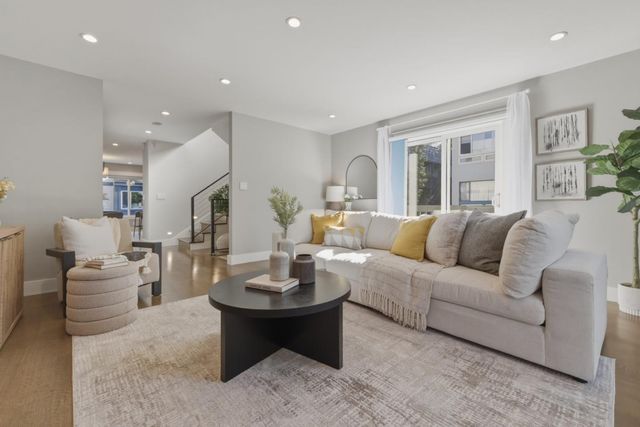 33 Park Road 5, Burlingame, CA 94010