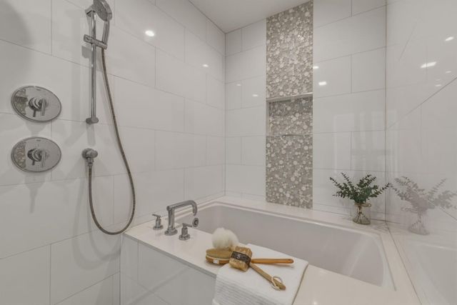 33 Park Road 5, Burlingame, CA 94010