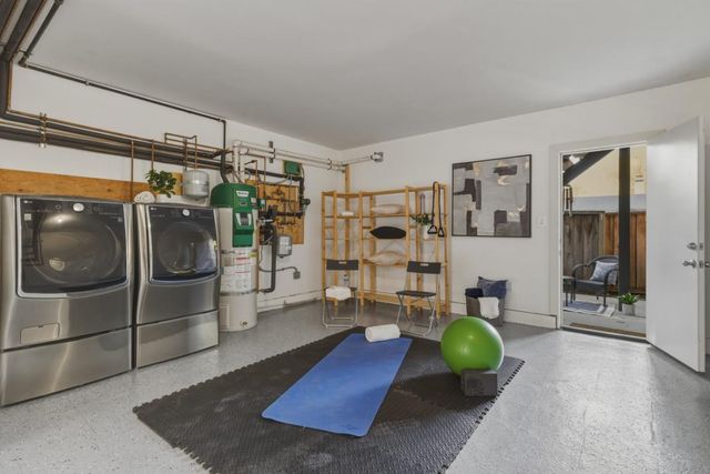 33 Park Road 5, Burlingame, CA 94010