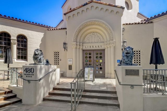 33 Park Road 5, Burlingame, CA 94010