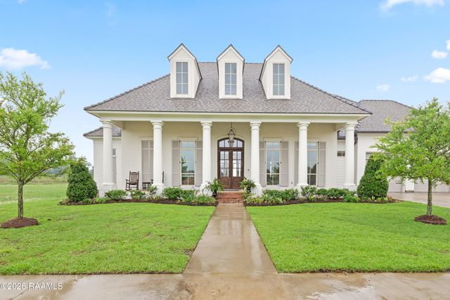 305 Stony Trek Drive, Youngsville, LA 70592