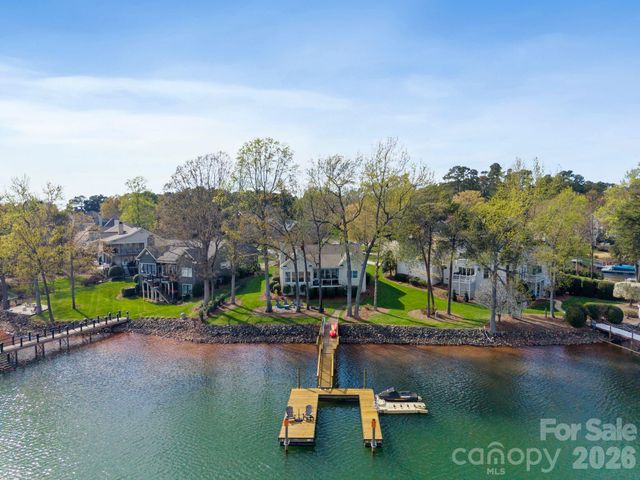 17723 Springwinds Drive, Cornelius, NC 28031