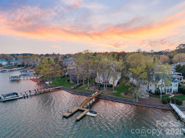 17723 Springwinds Drive, Cornelius, NC 28031