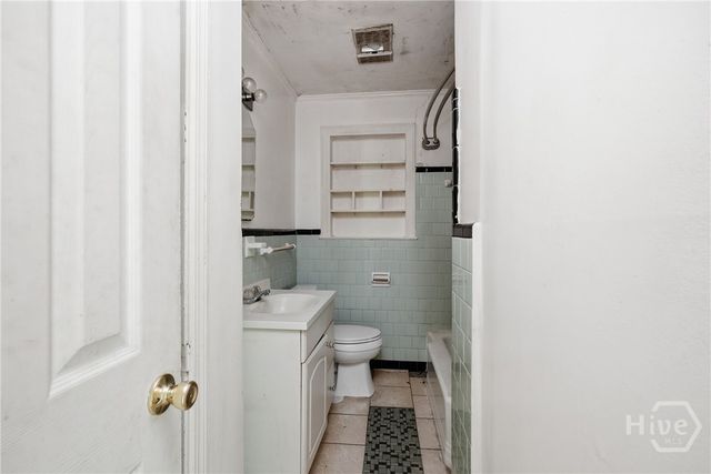 7217 Van Buren Avenue, Savannah, GA 31406