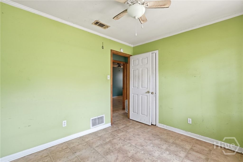 Image 13 of property listing at 7217 Van Buren Avenue, Savannah, GA 31406