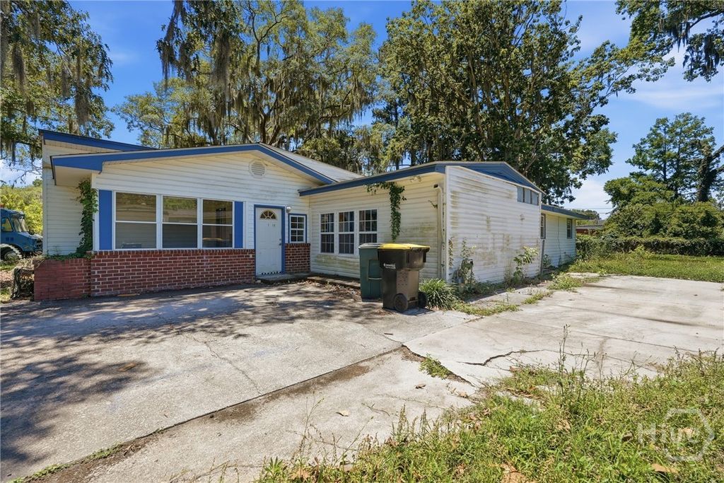 Image 26 of property listing at 7217 Van Buren Avenue, Savannah, GA 31406