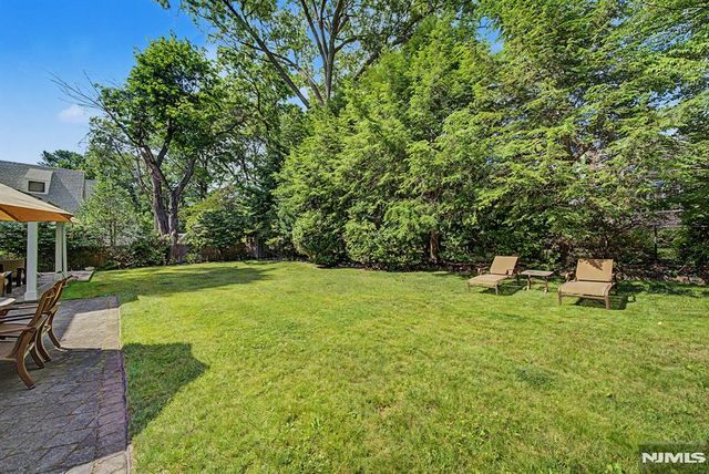 9 Woodland Park Drive, Tenafly, NJ 07670
