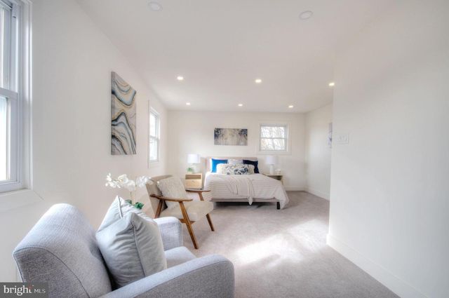 921 N BEECHAM RD, Williamstown, NJ 08094