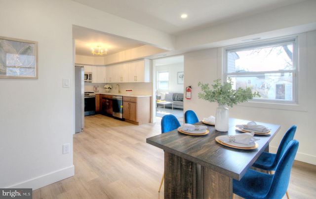 921 N BEECHAM RD, Williamstown, NJ 08094