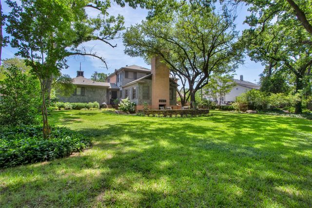 1316 Preston Drive, Sherman, TX 75092