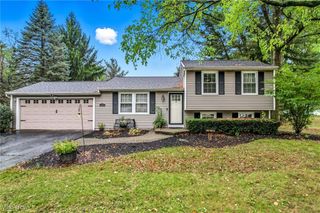 211 Natale Drive, Cortland, OH 44410