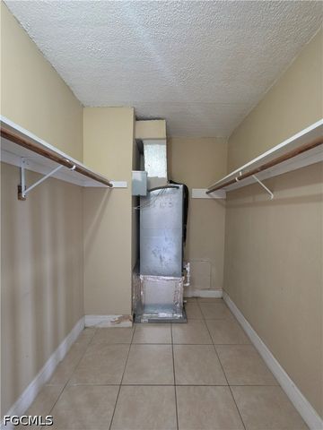 1830 Maravilla AVE 402, Fort Myers, FL 33901