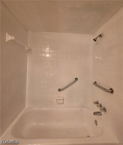 1830 Maravilla AVE 402, Fort Myers, FL 33901