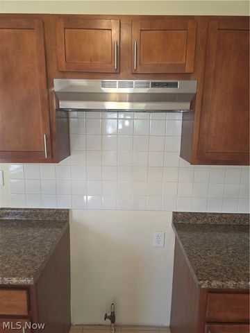 725 Pasadena Avenue, Youngstown, OH 44502