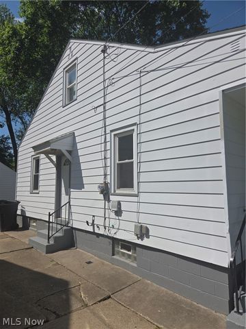 725 Pasadena Avenue, Youngstown, OH 44502