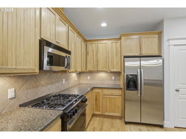 10727 Sw NELSON St, Tualatin, OR 97062