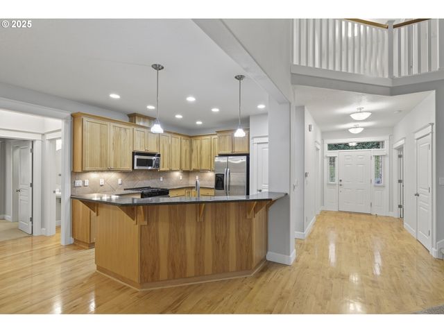 10727 Sw NELSON St, Tualatin, OR 97062