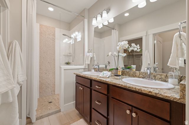 152 E MEANDERING WAY, Saratoga Springs, UT 84045