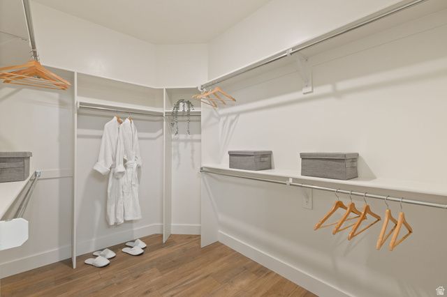 152 E MEANDERING WAY, Saratoga Springs, UT 84045