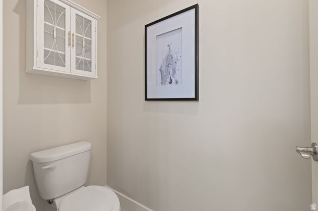 152 E MEANDERING WAY, Saratoga Springs, UT 84045