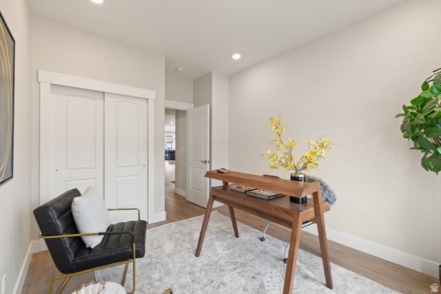 152 E MEANDERING WAY, Saratoga Springs, UT 84045