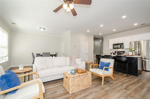 183 Sunset Lane, Woodstock, GA 30189