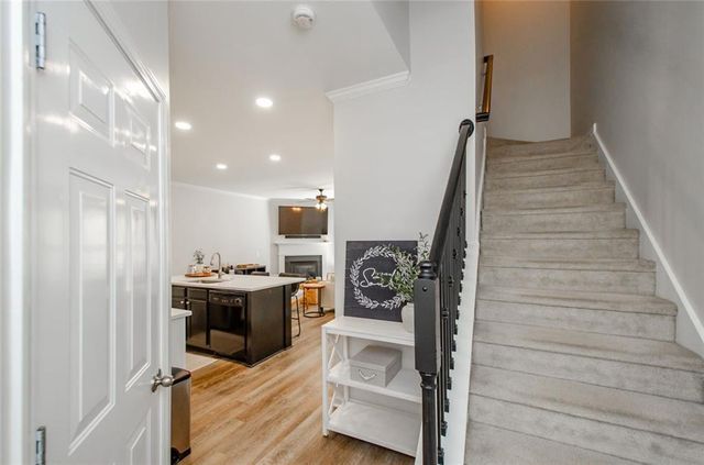 183 Sunset Lane, Woodstock, GA 30189