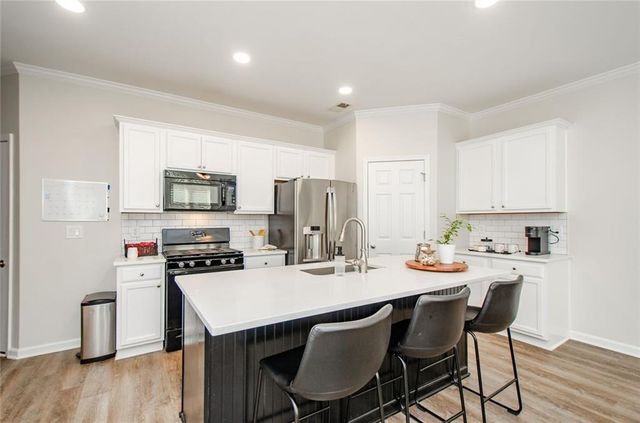 183 Sunset Lane, Woodstock, GA 30189