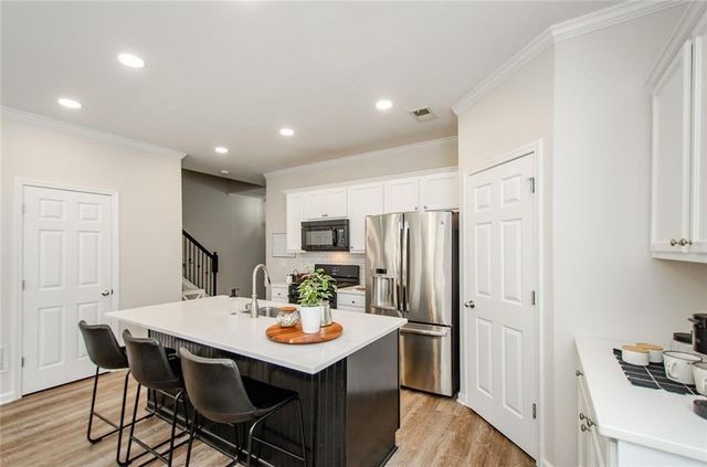 183 Sunset Lane, Woodstock, GA 30189