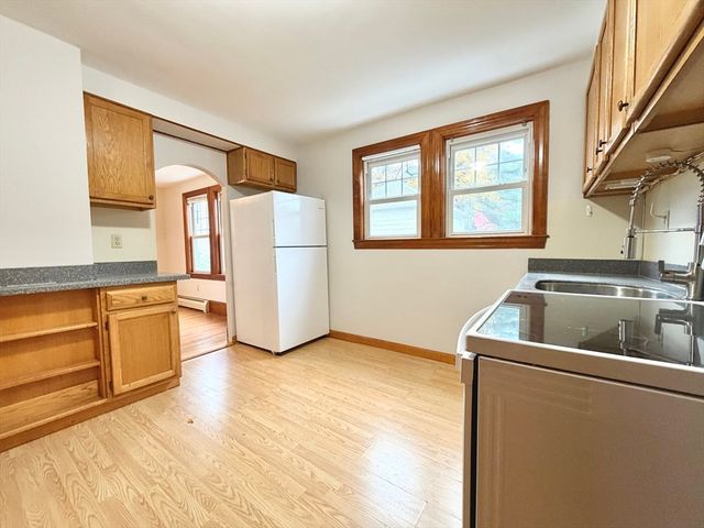 26 Howard St 26, Arlington, MA 02476