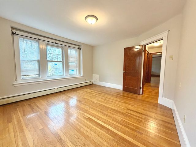 26 Howard St 26, Arlington, MA 02476