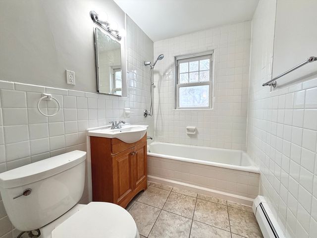 26 Howard St 26, Arlington, MA 02476