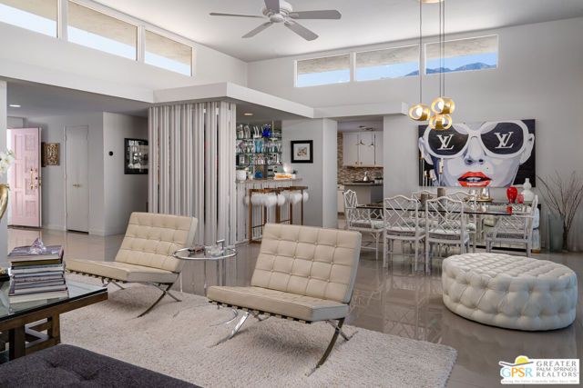 2324 Camino Vida, Palm Springs, CA 92264