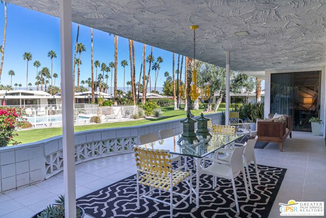 2324 Camino Vida, Palm Springs, CA 92264