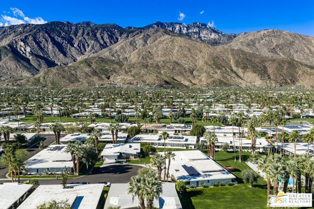 2324 Camino Vida, Palm Springs, CA 92264