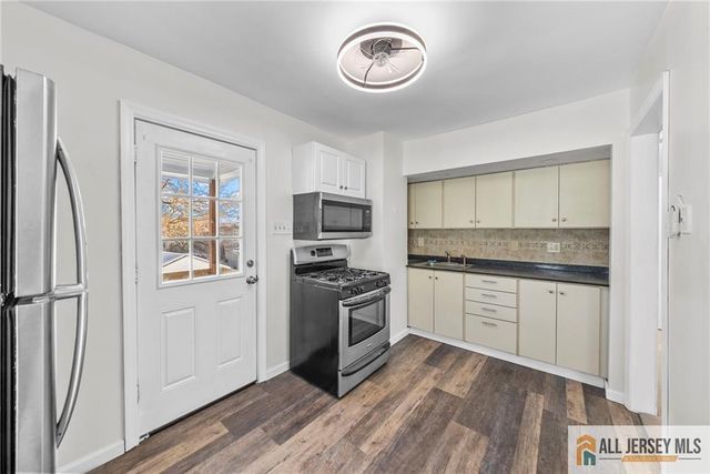 34 Maple Avenue 2, Edison, NJ 08837