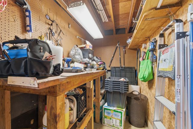 1313 Raby Ave, Shelbyville, TN 37160