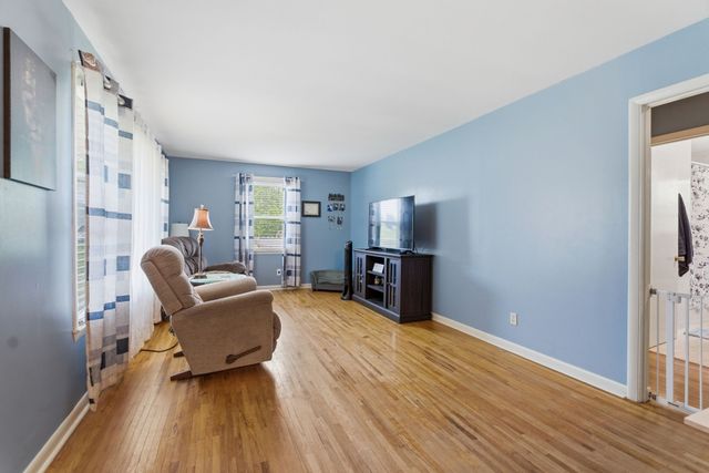 1313 Raby Ave, Shelbyville, TN 37160