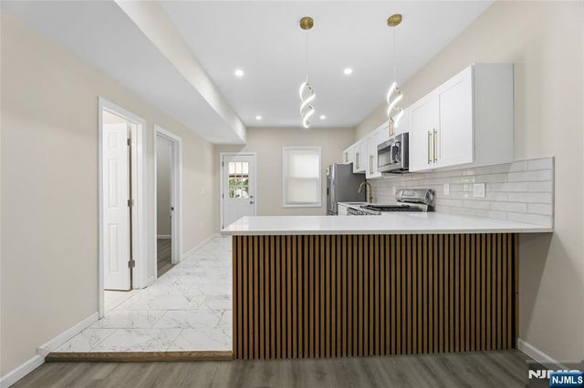 172 Godwin Avenue, Paterson, NJ 07501
