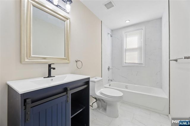 172 Godwin Avenue, Paterson, NJ 07501