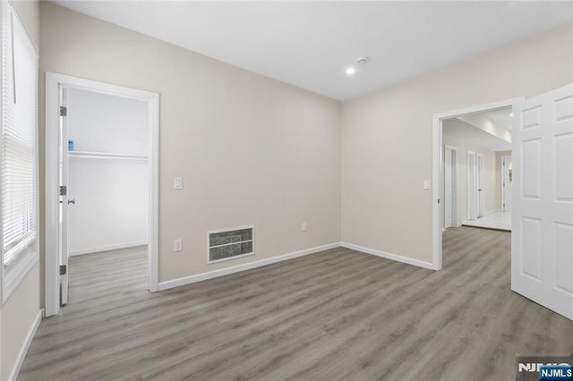 172 Godwin Avenue, Paterson, NJ 07501
