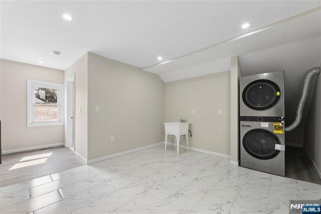 172 Godwin Avenue, Paterson, NJ 07501