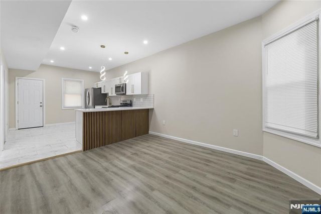 172 Godwin Avenue, Paterson, NJ 07501