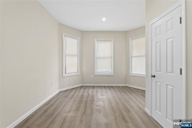 172 Godwin Avenue, Paterson, NJ 07501