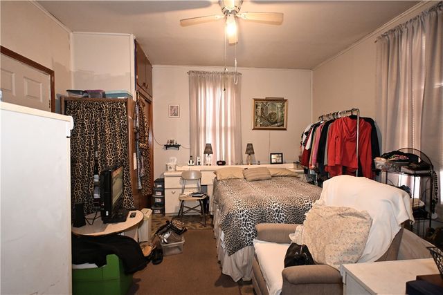 909 Alexander Ave, Monessen, PA 15062